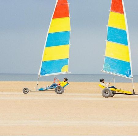 Le Riva Plage Appartement Ouistreham Exterior foto